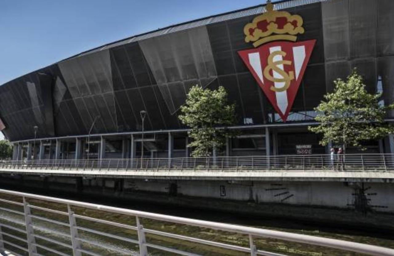 La Galeria De San Lorenzo Gijon Bagian luar foto